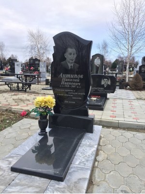 Памятник из гранита 349